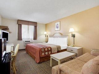 Hotel pic Super 8 by Wyndham Clearwater/St. Petersburg Airport