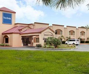 Travelodge by Wyndham Fort Myers Airport Page Field United States