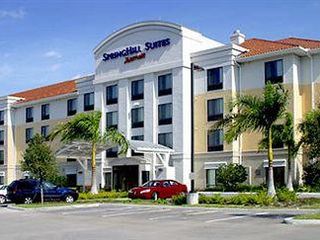 Фото отеля SpringHill Suites Fort Myers Airport