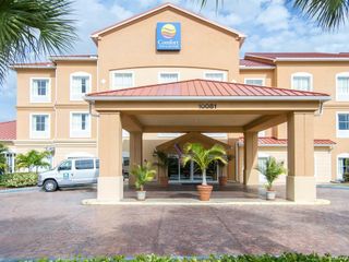 Hotel pic Comfort Inn & Suites Fort Myers Airport