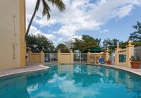Отзывы La Quinta Inn & Suites West Palm Beach I-95, 3 звезды