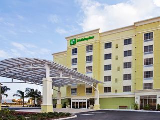 Фото отеля Holiday Inn - Sarasota Bradenton Airport, an IHG Hotel