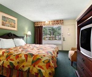 Tampa Inn Near Busch Gardens Tampa United States