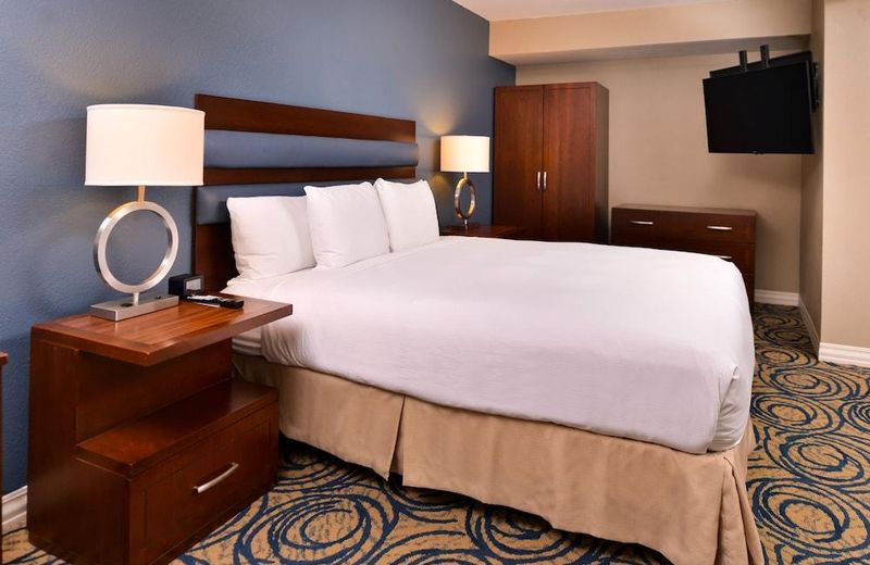 DoubleTree by Hilton Hotel Tampa Airport-Westshore