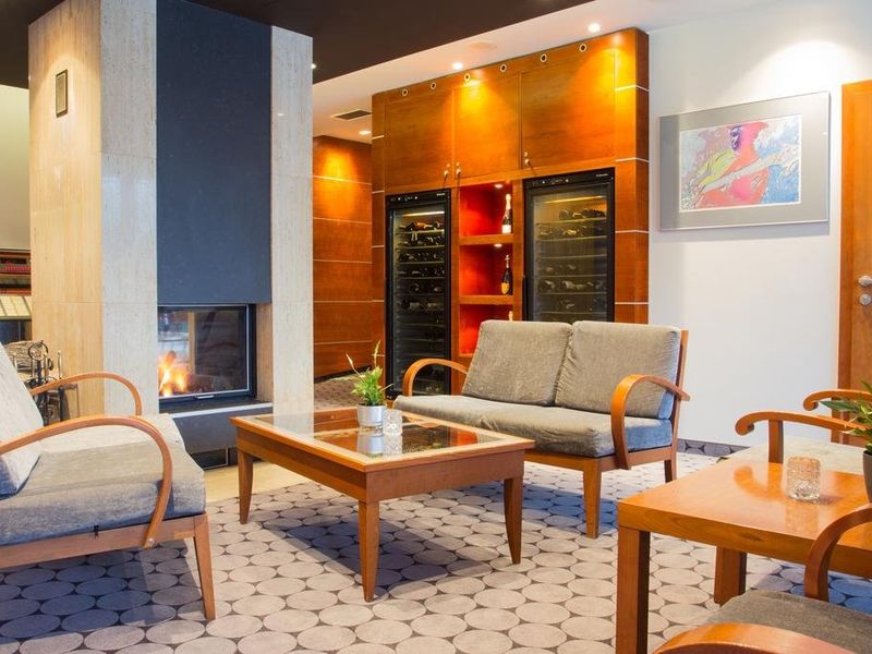 Hotel Photo 8