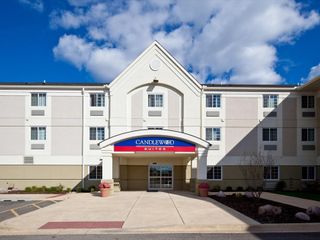 Hotel pic Candlewood Suites - Peoria at Grand Prairie, an IHG Hotel