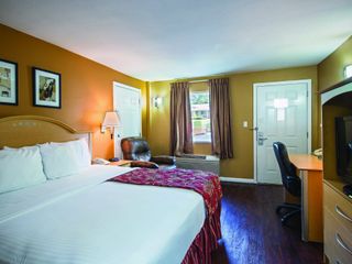 Hotel pic Quality Inn Branson - Hwy 76 Central