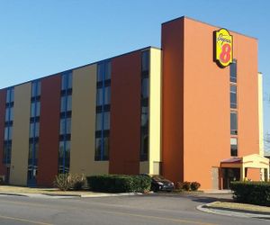 Super 8 by Wyndham Myrtle Beach/Market Common Area Myrtle Beach United States