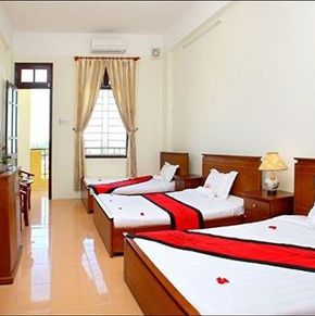 NearBy Hotel