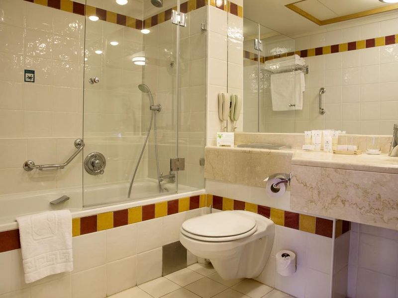 Hotel Photo 8