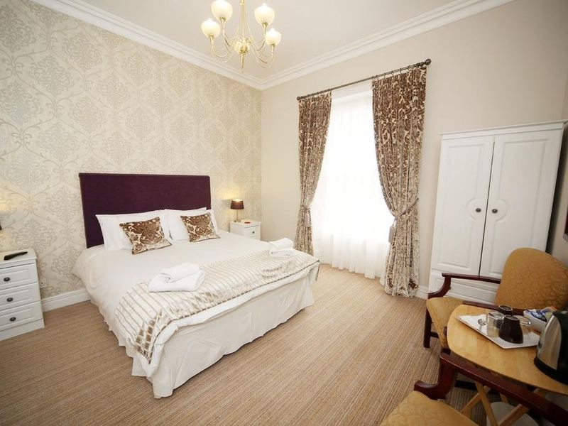 Hotel Photo 12