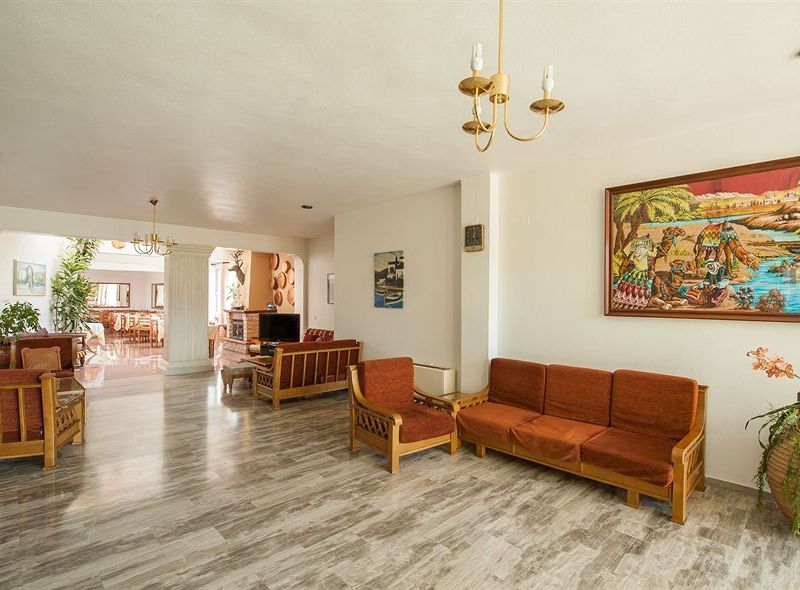 Hotel Photo 8