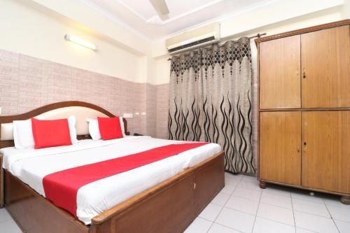 OYO 38170 Hotel Grand Plaza