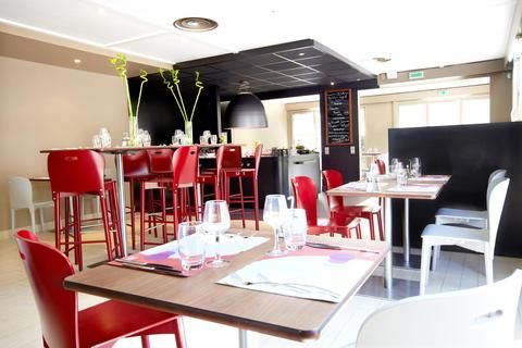 Hotel Photo 12