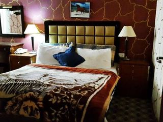 Фото отеля New MerryLand Hotel