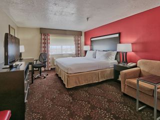 Фото отеля Holiday Inn Hotel & Suites Albuquerque Airport, an IHG Hotel