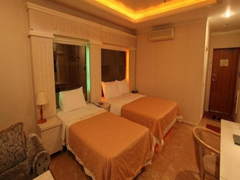 Hotel Photo 7
