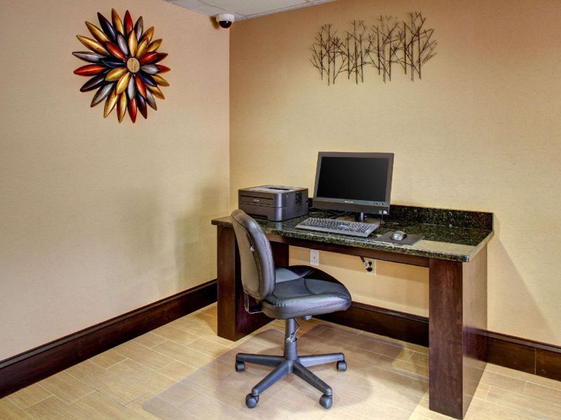 Hotel Photo 5