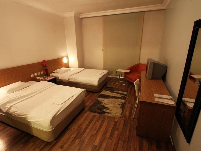 Hotel Photo 7