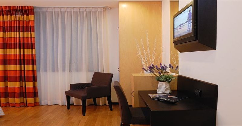 Hotel Photo 9