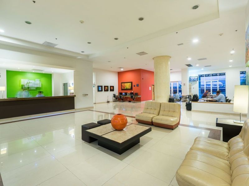 Hotel Photo 6