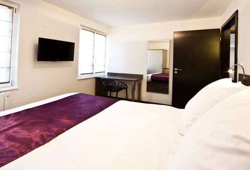 Hotel Photo 5