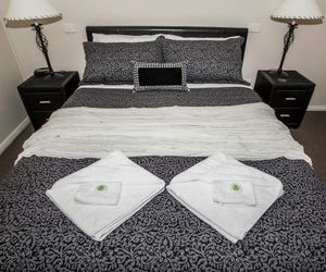 Goldfield Holiday Units Bright Australia