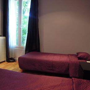 NearBy Hotel
