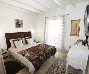 Alixia Cavaillon France
