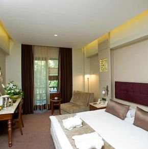 NearBy Hotel