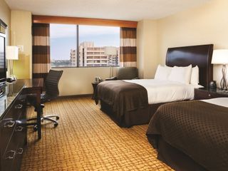Hotel pic DoubleTree by Hilton Tulsa Downtown