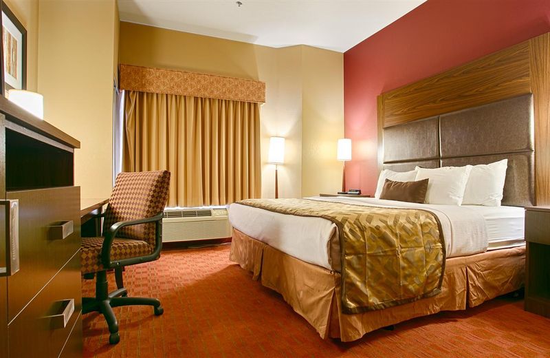 Best Western Plus Tulsa Woodland Hills Hotel and Suites