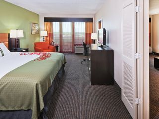 Hotel pic Holiday Inn Tulsa City Center, an IHG Hotel