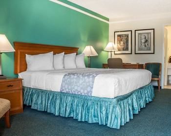 Quality Inn Tulsa Central