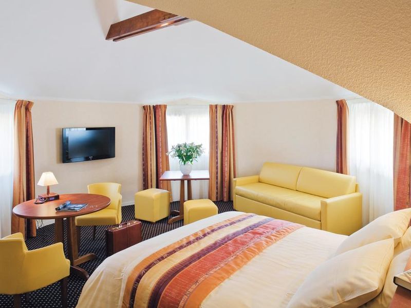 Hotel Photo 3