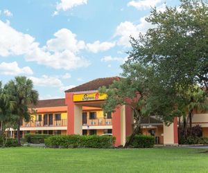 Super 8 by Wyndham Naples East Naples United States