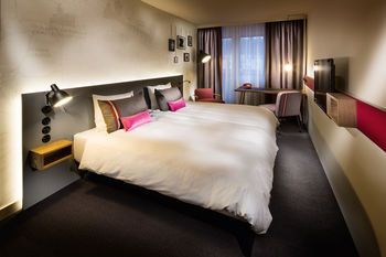 Hotel Photo 1