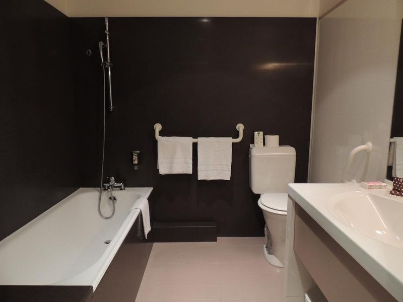 Hotel Photo 9