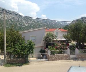 Apartments Tea Karlobag Croatia