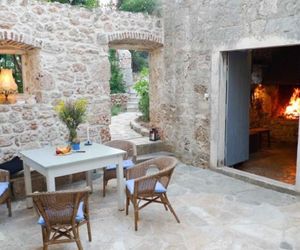 Holiday Home Misir Bol Croatia