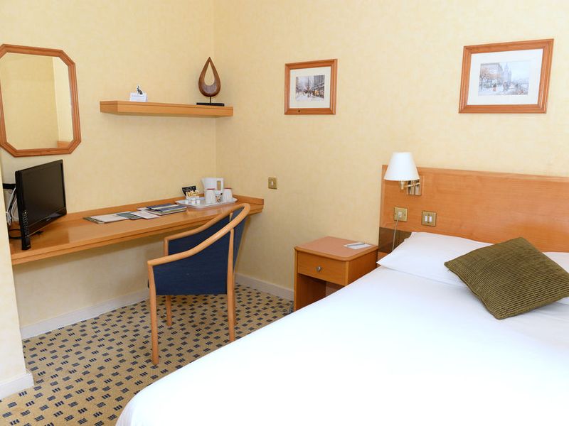 Hotel Photo 4
