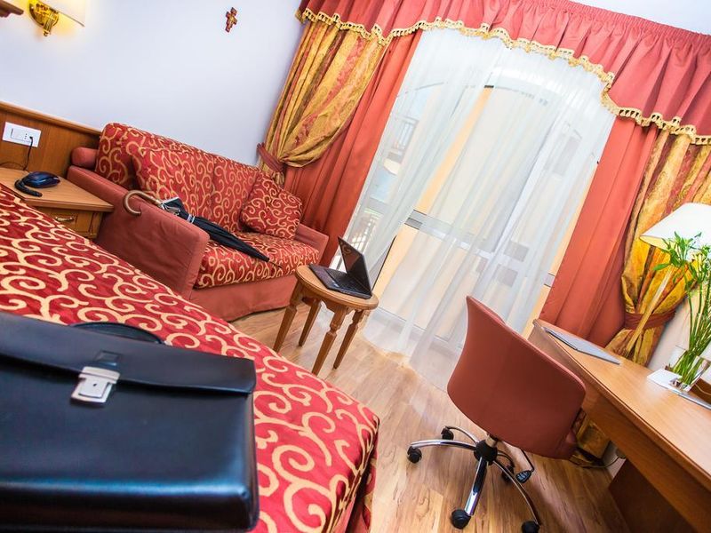 Hotel Photo 5