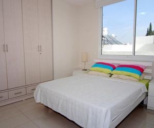 Arba Aratsot – 3 Bedroom - Roof Top Apartment Tel Aviv Israel