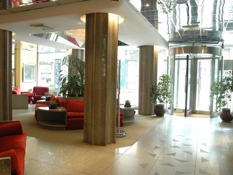 Hotel Photo 8