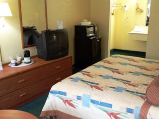 Hotel pic Days Inn by Wyndham Cocoa Cruiseport West At I-95/524