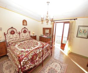 Charming Cottage in Petrognano with Swimming Pool Capannori Italy