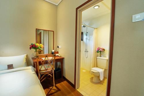 Hotel Photo 8