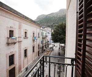 Domus Mariae - Charming Apartments with Balcony or Terrace Castellammare del Golfo Italy