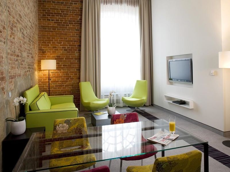 Hotel Photo 6