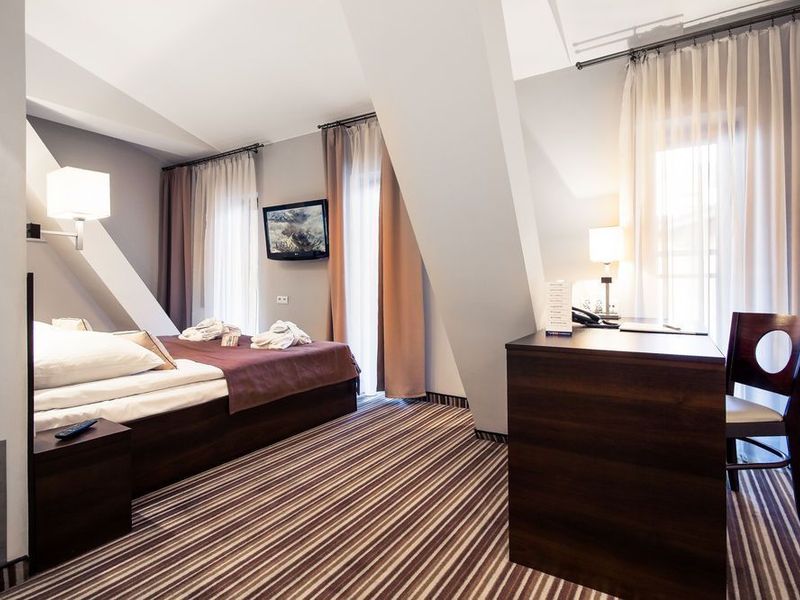 Hotel Photo 1